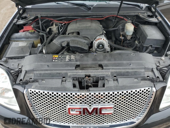 2013 GMC Yukon Denali with VIN 1GKS1EEFXDR212216, listed as a Copart auction lot 51215745 with 180,669 mi miles and Salvage Title. Bid and sale history available at carsss.com. Image 14.