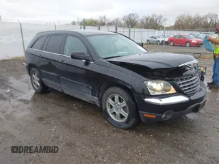 2004 Chrysler Pacifica z VIN 2C8GF68454R181517, wystawiony jako IAAI lot #42130908 z przebiegiem 204 533 mil mil oraz . Historia ofert i sprzedaży dostępna na DreamBid. Obrazek 1.