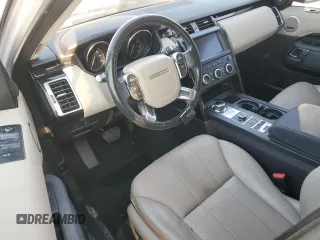 2018 Land Rover Discovery SE with VIN SALRG2RV4JA055522, listed as a Copart auction lot 68914384 with 62,653 mi miles and Salvage Title. Bid and sale history available at carsss.com. Image 8.