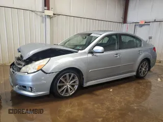 2014 Subaru Legacy Special Sports z VIN 4S3BMBJ69E3009992, wystawiony jako Copart lot #56835665 z przebiegiem 162 605 mil mil oraz Szkoda całkowita • Salvage title. Historia ofert i sprzedaży dostępna na DreamBid. Obrazek 1.