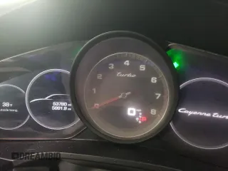 2019 Porsche Cayenne Turbo с VIN WP1AF2AY8KDA81665, выставлен на аукционе Copart как лот 86916964 с пробегом 53 780 миль миль и Списание • Salvage title. История ставок и продаж доступна на DreamBid. Изображение 9.