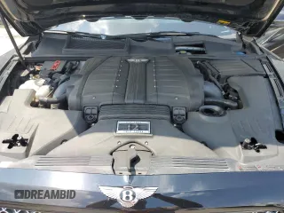 2018 Bentley Bentayga Signature z VIN SJAAC2ZV9JC019153, wystawiony jako Copart lot #61819484 z przebiegiem 55 516 mil mil oraz Szkoda całkowita • Salvage title. Historia ofert i sprzedaży dostępna na DreamBid. Obrazek 11.