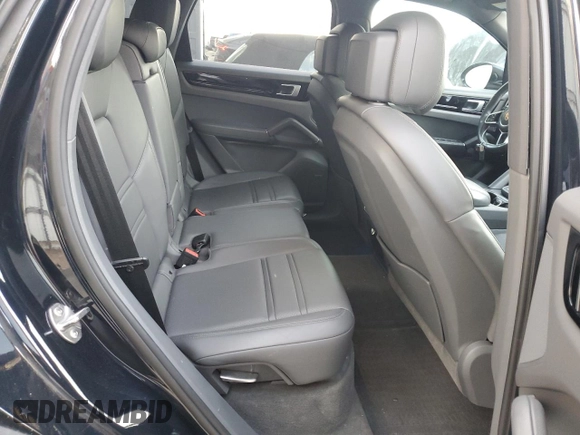 2019 Porsche Cayenne z VIN WP1AA2AY4KDA09845, wystawiony jako Copart lot #50871755 z przebiegiem 64 441 mil mil oraz Szkoda całkowita • Salvage title. Historia ofert i sprzedaży dostępna na DreamBid. Obrazek 10.