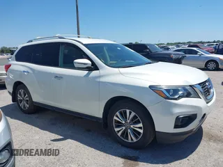 2018 Nissan Pathfinder SV with VIN 5N1DR2MN3JC620443, listed as a IAAI auction lot 42065523 with 137,449 mi miles. Bid and sale history available at carsss.com. Image 12.