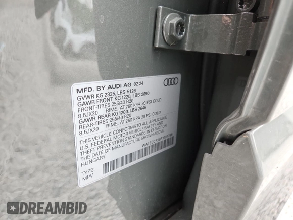 2024 Audi Q3 S line Premium Plus z VIN WA1EECF39R1107785, wystawiony jako Copart lot #63431915 z przebiegiem 14 657 mil mil oraz Szkoda całkowita • Salvage title. Historia ofert i sprzedaży dostępna na DreamBid. Obrazek 13.