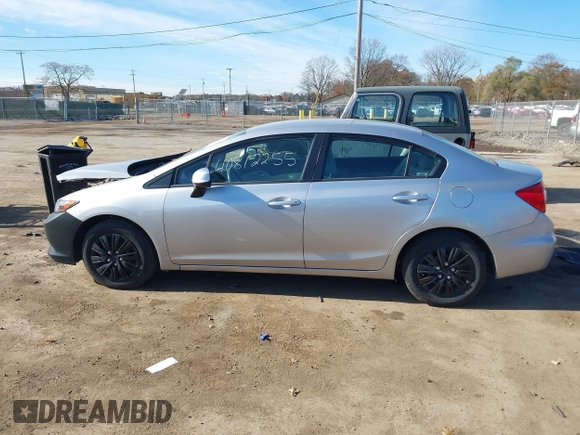 2012 Honda Civic LX z VIN 19XFB2F58CE107540, wystawiony jako IAAI lot #40812255 z przebiegiem 155 402 mil mil oraz . Historia ofert i sprzedaży dostępna na DreamBid. Obrazek 14.