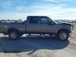 2010 Ford Super Duty F-250 SRW XL with VIN 1FTSW2BR8AEB13729, listed as a IAAI auction lot 40970768 with 228,863 mi miles. Bid and sale history available at carsss.com. Image 13.