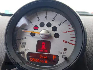 2014 MINI Countryman S with VIN WMWZC3C59EWP29137, listed as a IAAI auction lot 42661922 with 128,064 mi miles and . Bid and sale history available at DreamBid. Image 7.