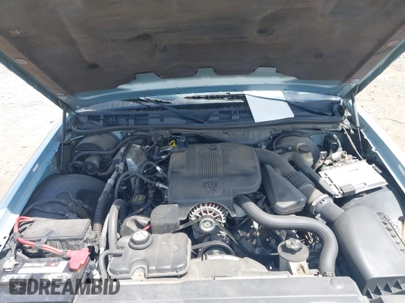 2008 Mercury Grand Marquis LS with VIN 2MEFM75V58X618292, listed as a IAAI auction lot 42094380 with 175,373 mi miles and . Bid and sale history available at DreamBid. Image 10.
