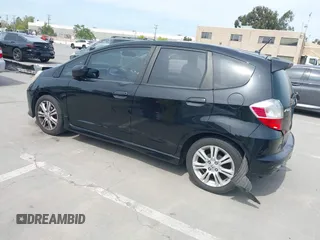 2010 Honda Fit Sport with VIN JHMGE8H6XAC016258, listed as a IAAI auction lot 42041472 with 167,498 mi miles and . Bid and sale history available at DreamBid. Image 3.