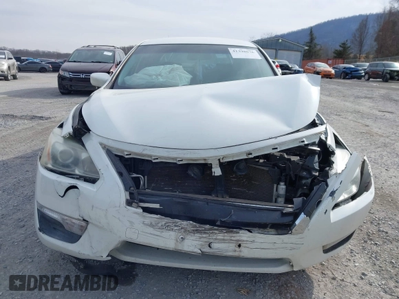 2015 Nissan Altima S with VIN 1N4AL3AP1FN308613, listed as a IAAI auction lot 41398676 with 152,886 mi miles and . Bid and sale history available at DreamBid. Image 13.