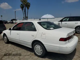 1998 Toyota Camry LE z VIN JT2BG22K4W0197464, wystawiony jako Copart lot #54768195 z przebiegiem Nie podano mil oraz Czysty tytuł • Clean title. Historia ofert i sprzedaży dostępna na DreamBid. Obrazek 2.