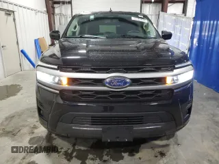 2024 Ford Expedition Max XLT with VIN 1FMJK1J82REA36065, listed as a Copart auction lot 88640305 with 29,528 mi miles and Clean title. Bid and sale history available at DreamBid. Image 5.