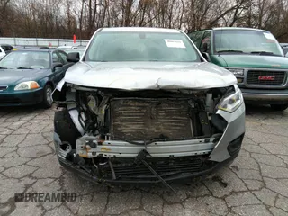 2019 Chevrolet Traverse LS with VIN 1GNEVFKWXKJ161228, listed as a IAAI auction lot 40867691 with 141,735 mi miles. Bid and sale history available at carsss.com. Image 12.
