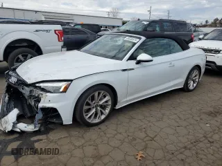 2021 Audi A5 Cabriolet Premium Plus z VIN WAUWAGF53MN007064, wystawiony jako Copart lot #48530974 z przebiegiem 12 818 mil mil oraz . Historia ofert i sprzedaży dostępna na DreamBid. Obrazek 1.