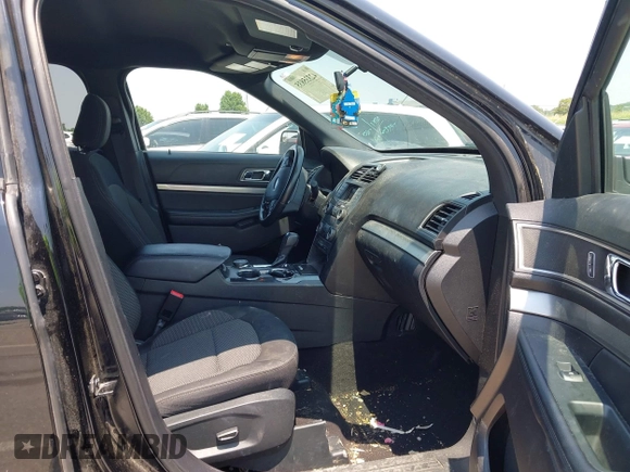 2018 Ford Explorer XLT with VIN 1FM5K8DH7JGC60950, listed as a IAAI auction lot 42335835 with 97,801 mi miles and . Bid and sale history available at DreamBid. Image 5.