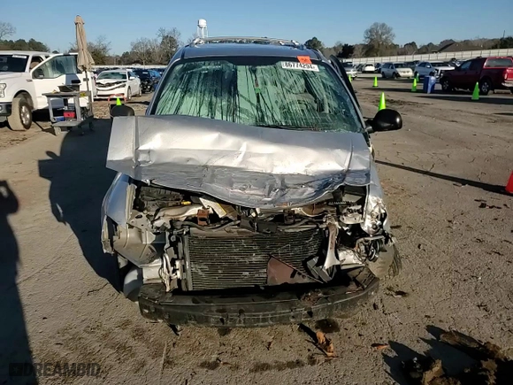 2003 Chrysler Town & Country Limited with VIN 2C8GP64LX3R355770, listed as a Copart auction lot 86774294 with 127,065 mi miles and Salvage Title. Bid and sale history available at carsss.com. Image 11.