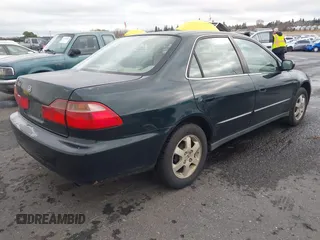 2000 Honda Accord SE с VIN 1HGCG5675YA068067, выставлен на аукционе IAAI как лот 41133127 с пробегом 284 335 миль миль и . История ставок и продаж доступна на DreamBid. Изображение 4.