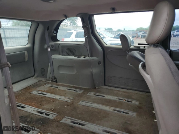 2001 Dodge Caravan SE with VIN 1B8GP25351B156299, listed as a Copart auction lot 70420684 with 218,511 mi miles and Salvage Title. Bid and sale history available at carsss.com. Image 11.