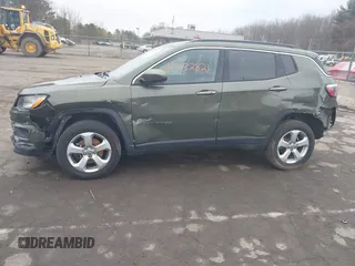 2018 Jeep Compass Latitude z VIN 3C4NJDBB3JT480371, wystawiony jako IAAI lot #41732821 z przebiegiem 73 578 mil mil oraz . Historia ofert i sprzedaży dostępna na DreamBid. Obrazek 15.