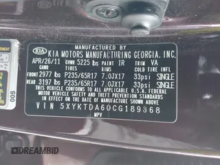 2012 Kia Sorento LX with VIN 5XYKTDA60CG189368, listed as a IAAI auction lot 41492733 with 104,349 mi miles. Bid and sale history available at carsss.com. Image 9.