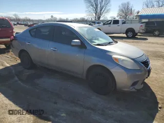 2012 Nissan Versa SV with VIN 3N1CN7AP8CL811607, listed as a Copart auction lot 45140385 with 136,413 mi miles and Salvage Title. Bid and sale history available at carsss.com. Image 4.