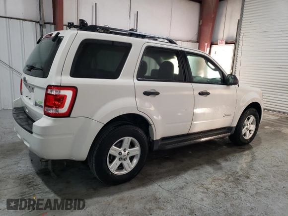 2011 Ford Escape Hybrid with VIN 1FMCU4K35BKC23461, listed as a Copart auction lot 73209354 with 3,888 mi miles and Clean title. Bid and sale history available at DreamBid. Image 3.