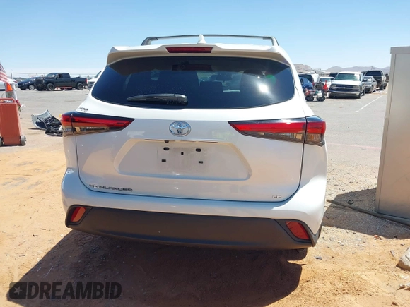2021 Toyota Highlander L z VIN 5TDZZRAH1MS071300, wystawiony jako IAAI lot #42151244 z przebiegiem 32 780 mil mil oraz . Historia ofert i sprzedaży dostępna na DreamBid. Obrazek 17.