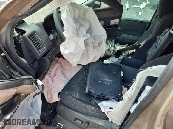 2024 Nissan Frontier SV z VIN 1N6ED1EK5RN666780, wystawiony jako Copart lot #59090905 z przebiegiem Nie podano mil oraz Szkoda całkowita • Salvage title. Historia ofert i sprzedaży dostępna na DreamBid. Obrazek 8.