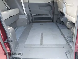 2016 Toyota Sienna XLE with VIN 5TDYK3DC8GS701072, listed as a IAAI auction lot 41154795 with 52,600 mi miles and . Bid and sale history available at DreamBid. Image 8.