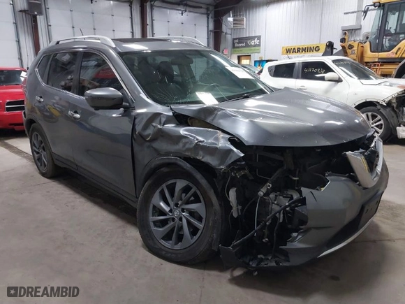 2016 Nissan Rogue SL with VIN 5N1AT2MT4GC850004, listed as a IAAI auction lot 41652721 with 200,650 mi miles. Bid and sale history available at carsss.com. Image 1.