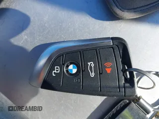 2024 BMW 4 Series 430i z VIN WBA53AP04RCN45331, wystawiony jako IAAI lot #41592661 z przebiegiem 10 078 mil mil oraz . Historia ofert i sprzedaży dostępna na DreamBid. Obrazek 11.