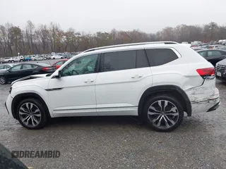 2021 Volkswagen Atlas SEL Premium R-Line с VIN 1V2FR2CA3MC556872, выставлен на аукционе IAAI как лот 40863850 с пробегом 53 126 миль миль и . История ставок и продаж доступна на DreamBid. Изображение 15.