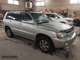 2004 Toyota Highlander with VIN JTEEP21AX40037031, listed as a IAAI auction lot 41798029 with 322,390 mi miles. Bid and sale history available at carsss.com. Image 1.