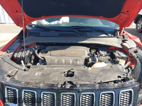 2017 Jeep Compass Sport with VIN 3C4NJDAB1HT628125, listed as a IAAI auction lot 42218375 with 52,415 mi miles and . Bid and sale history available at DreamBid. Image 10.
