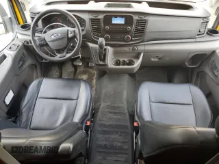 2022 Ford Transit Cargo z VIN 1FTBR1X85NKA42773, wystawiony jako Copart lot #57188295 z przebiegiem 59 108 mil mil oraz Szkody całkowita. Historia ofert i sprzedaży dostępna na DreamBid. Obrazek 8.