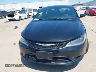 2015 Chrysler 200 S with VIN 1C3CCCBG6FN570407, listed as a IAAI auction lot 41958314 with 155,938 mi miles and . Bid and sale history available at carsss.com. Image 12.