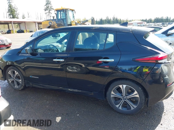 2019 Nissan LEAF SV z VIN 1N4AZ1CPXKC320748, wystawiony jako IAAI lot #41953264 z przebiegiem 35 080 mil mil oraz . Historia ofert i sprzedaży dostępna na DreamBid. Obrazek 14.