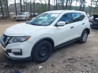 2017 Nissan Rogue SV with VIN KNMAT2MT1HP567364, listed as a IAAI auction lot 41666054 with 201,231 mi miles. Bid and sale history available at carsss.com. Image 17.