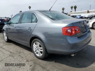 2007 Volkswagen Jetta Wolfsburg Edition z VIN 3VWEG71K07M125028, wystawiony jako Copart lot #53206765 z przebiegiem 53 735 mil mil oraz Czysty tytuł • Clean title. Historia ofert i sprzedaży dostępna na DreamBid. Obrazek 2.