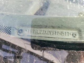 1997 Dodge Dakota z VIN 1B7GL23X0VS124517, wystawiony jako Copart lot #82896894 z przebiegiem 227 782 mil mil oraz Szkoda całkowita • Salvage title. Historia ofert i sprzedaży dostępna na DreamBid. Obrazek 12.