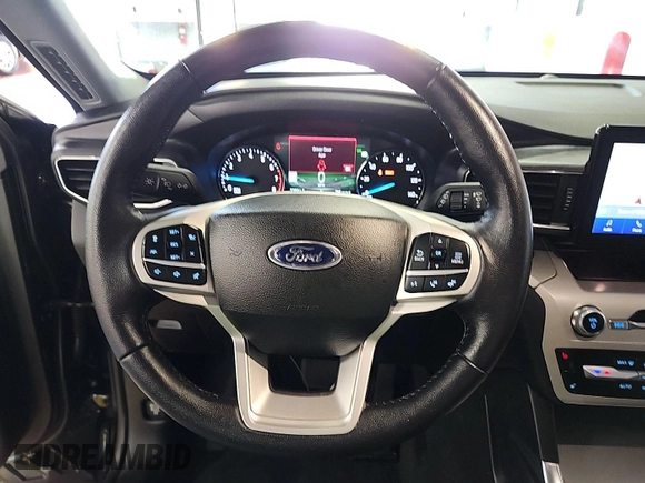 2023 Ford Explorer XLT z VIN 1FMSK8DH3PGB14248, wystawiony jako IAAI lot #42842415 z przebiegiem 32 092 mil mil oraz . Historia ofert i sprzedaży dostępna na DreamBid. Obrazek 25.