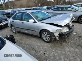 2002 Volvo S40 с VIN YV1VS29532F863010, выставлен на аукционе Copart как лот 83478044 с пробегом 53 890 миль миль и На запчасти • Non repairable. История ставок и продаж доступна на DreamBid. Изображение 4.