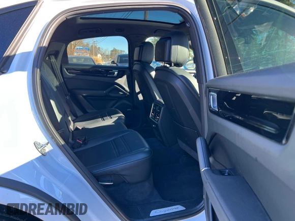 2020 Porsche Cayenne E-Hybrid with VIN WP1BE2AY4LDA55119, listed as a Copart auction lot 43022085 with 78,428 mi miles and Clean title. Bid and sale history available at DreamBid. Image 6.