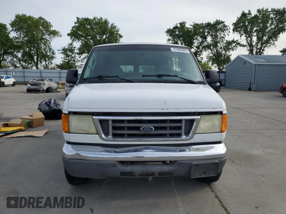 2006 Ford Econoline Passenger XL with VIN 1FBNE31L96HA61105, listed as a Copart auction lot 51996365 with 306,164 mi miles and Salvage title. Bid and sale history available at DreamBid. Image 5.