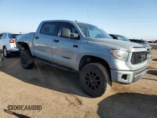 2018 Toyota Tundra SR5 с VIN 5TFHY5F16JX712563, выставлен на аукционе Copart как лот 62609265 с пробегом 169 076 миль миль и Списание • Salvage title. История ставок и продаж доступна на DreamBid. Изображение 4.