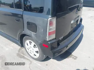 2006 Scion xB z VIN JTLKT324464090213, wystawiony jako IAAI lot #42306140 z przebiegiem 223 224 mil mil oraz . Historia ofert i sprzedaży dostępna na DreamBid. Obrazek 6.