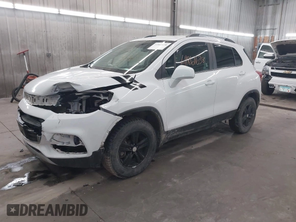2017 Chevrolet Trax LT z VIN 3GNCJPSB2HL285128, wystawiony jako IAAI lot #41861638 z przebiegiem 129 748 mil mil oraz . Historia ofert i sprzedaży dostępna na DreamBid. Obrazek 17.