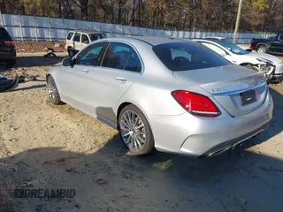 2019 Mercedes-Benz C 300 with VIN 55SWF8DB2KU303223, listed as a IAAI auction lot 41028551 with 62,729 mi miles and . Bid and sale history available at DreamBid. Image 3.