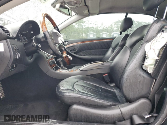 2007 Mercedes-Benz CLK 550 with VIN WDBTK72G37T077852, listed as a Copart auction lot 44957585 with 195,015 mi miles and Salvage Title. Bid and sale history available at DreamBid. Image 7.